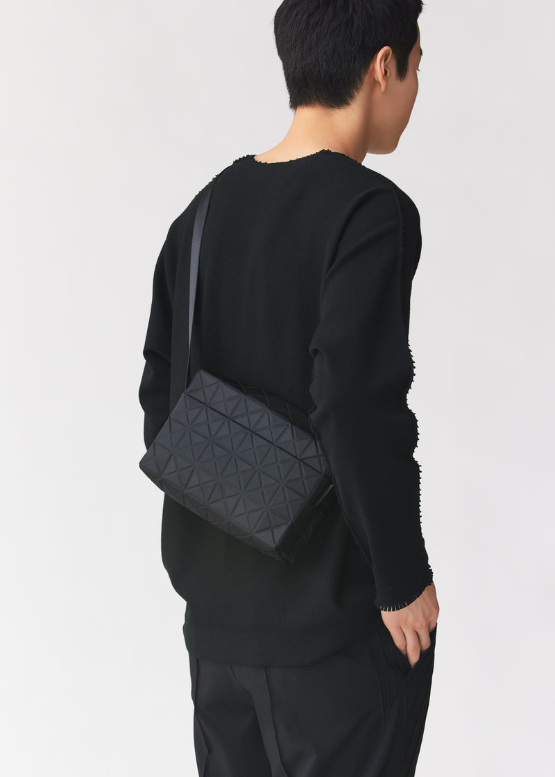 TRACK Shoulder Bag Black