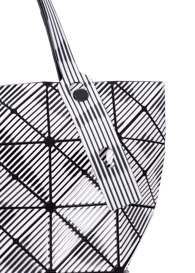 A detail shot of the BAO BAO ISSEY MIYAKE  BEAM tote