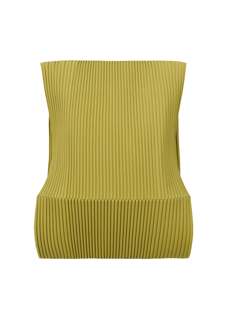 A product shot of the HOMME PLISSÉ ISSEY MIYAKE PLEATS BACKPACK bag in green tea (66).