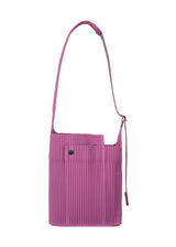 A product shot of the HOMME PLISSÉ ISSEY MIYAKE  UTILITY bag in purple (81)