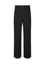 A product shot of the HOMME PLISSÉ ISSEY MIYAKE MC OCTOBER trousers in black (15).