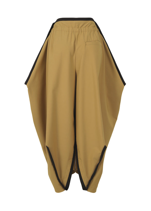 ASSEMBLED Trousers Black