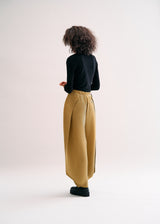 REITERATION PLEATS SOLID Trousers Black