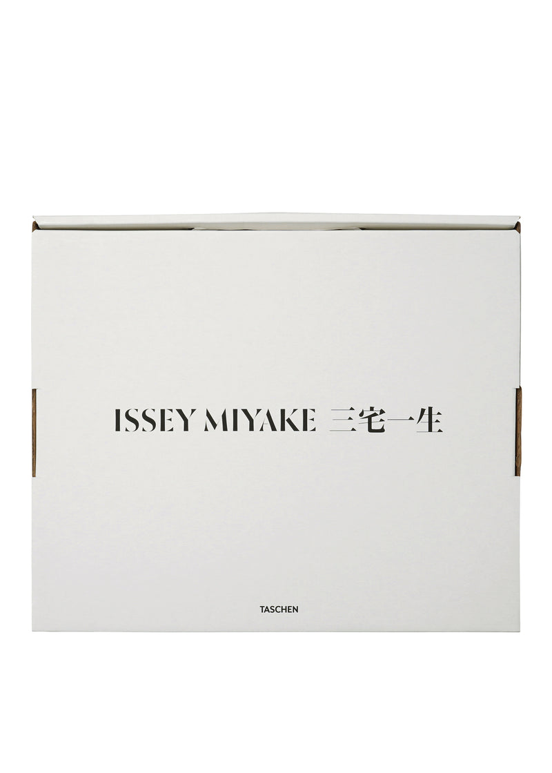 ISSEY MIYAKE Revised and updated edition (TASCHEN) Book White
