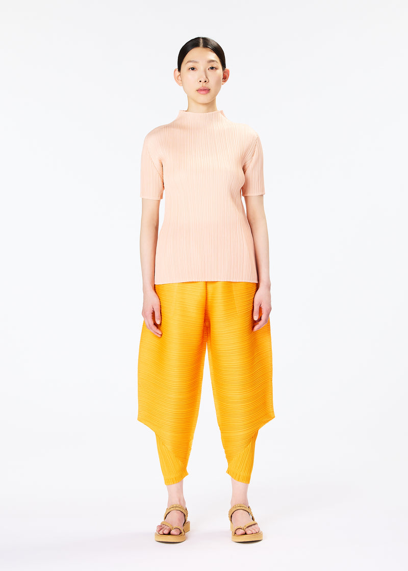 MONTHLY COLORS : MAY Top Light Blue | ISSEY MIYAKE ONLINE STORE UK