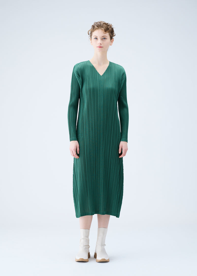 MONTHLY COLORS : DECEMBER Dress Moss Green | ISSEY MIYAKE ONLINE 