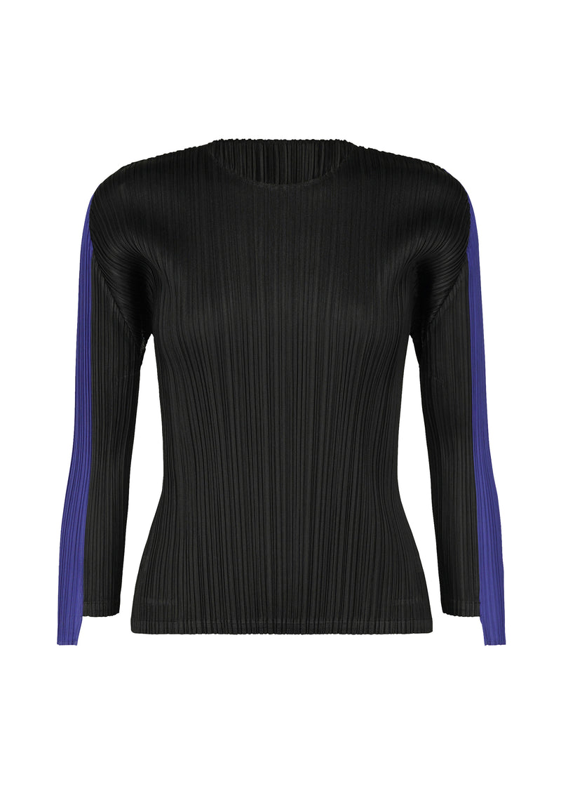 A product shot of the PLEATS PLEASE ISSEY MIYAKE  COMET top in black (15)