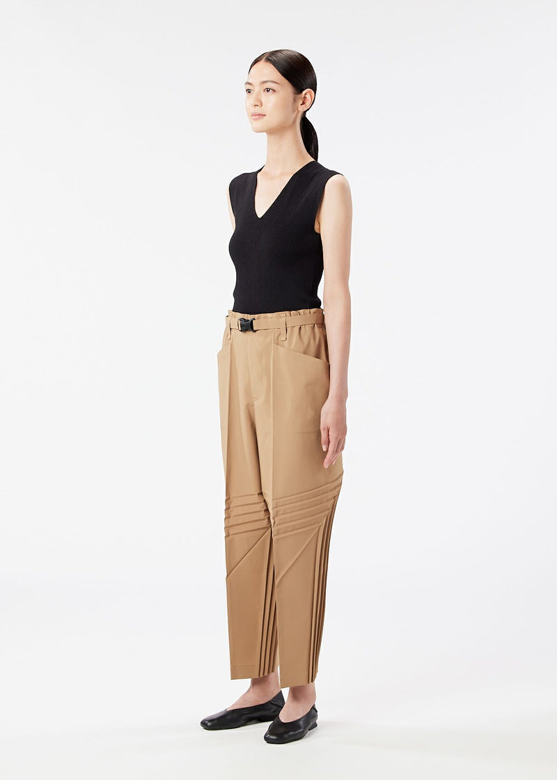 PLEATS BOTTOMS Trousers Black