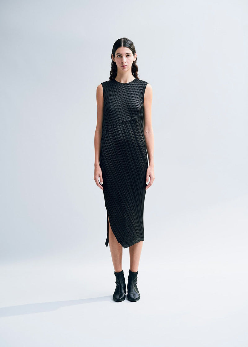 INTANGIBLE PLEATS Dress Purple | ISSEY MIYAKE ONLINE STORE UK