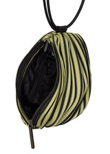 LINEAR KNIT BAG-26 Bag Black