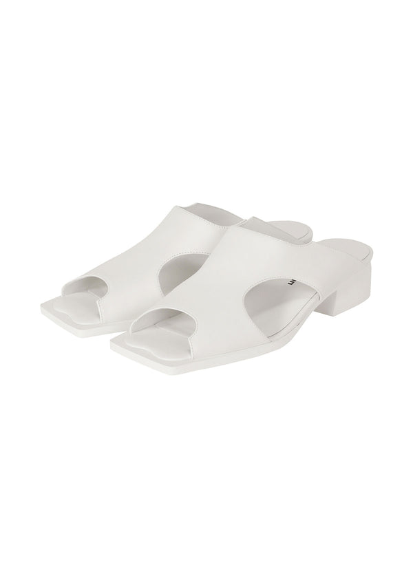 FIN Shoes White