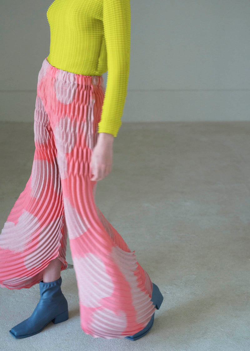 GROW PLEATS Trousers Orange-Hued