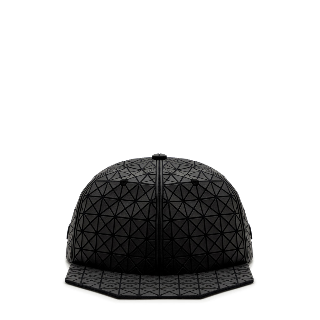 CAP Cap Matte Black | ISSEY MIYAKE ONLINE STORE UK