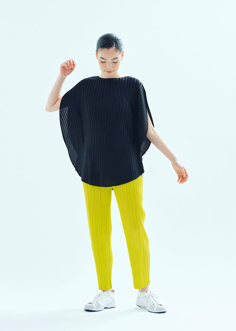 RIB PLEATS FEBRUARY Top Black