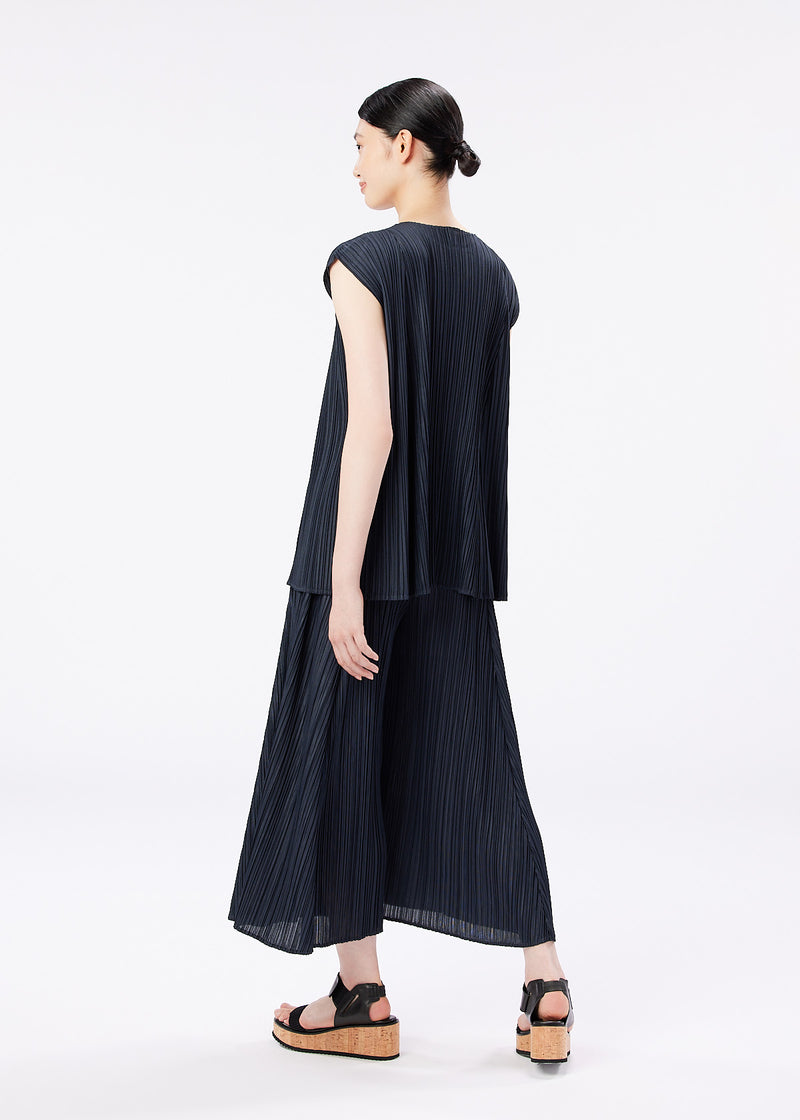 MELLOW PLEATS Trousers Apricot