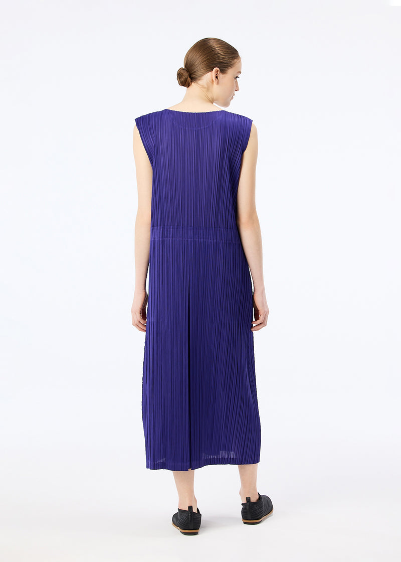 MONTHLY COLORS : SEPTEMBER Dress Cool Grey