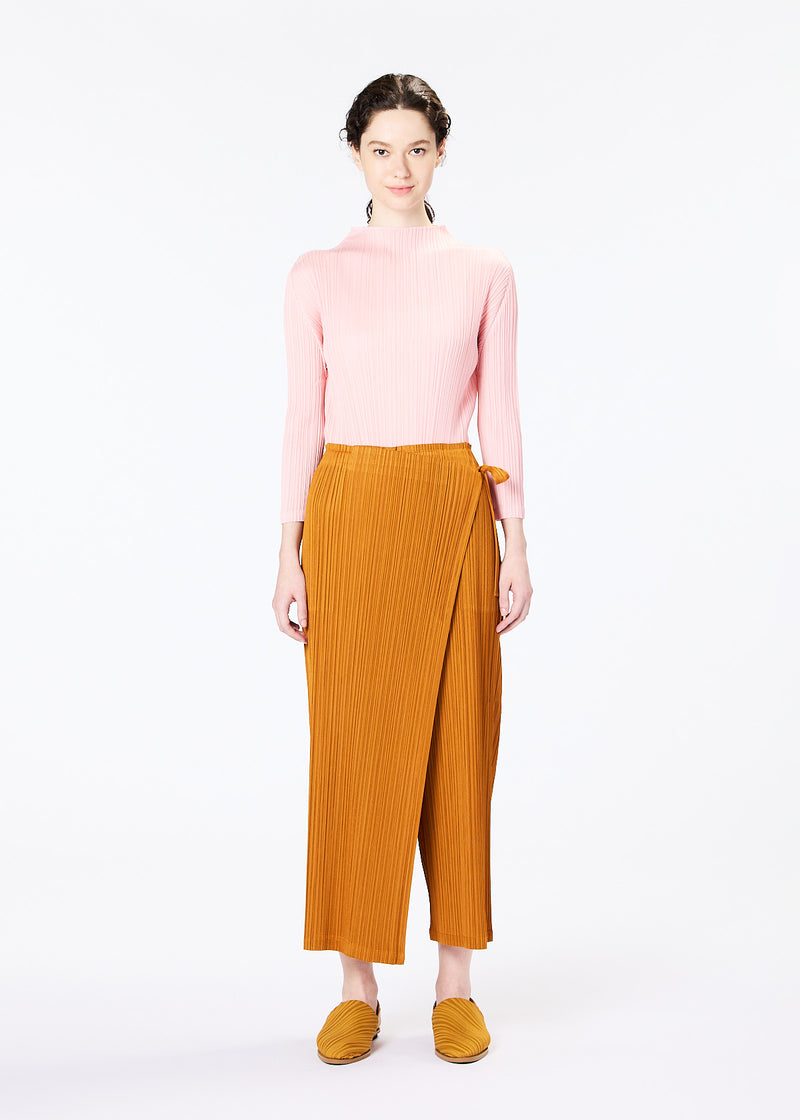 MONTHLY COLORS : FEBRUARY Trousers Light Pink