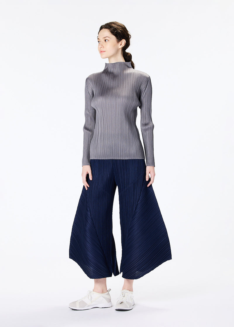 THICKER BOTTOMS 1 Trousers Black