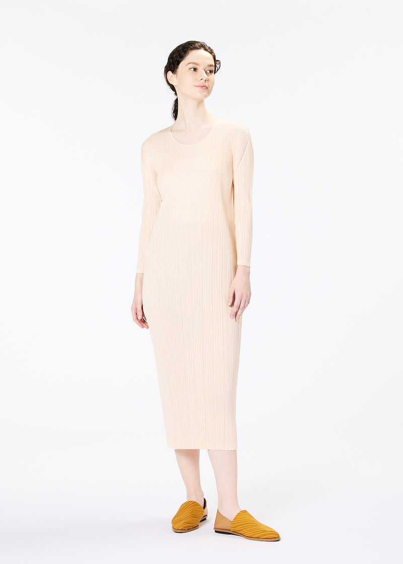 MONTHLY COLORS : FEBRUARY Dress Light Beige