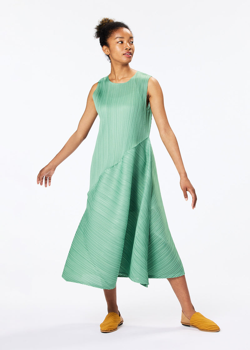 CALLA Dress Steel Green | ISSEY MIYAKE ONLINE STORE UK