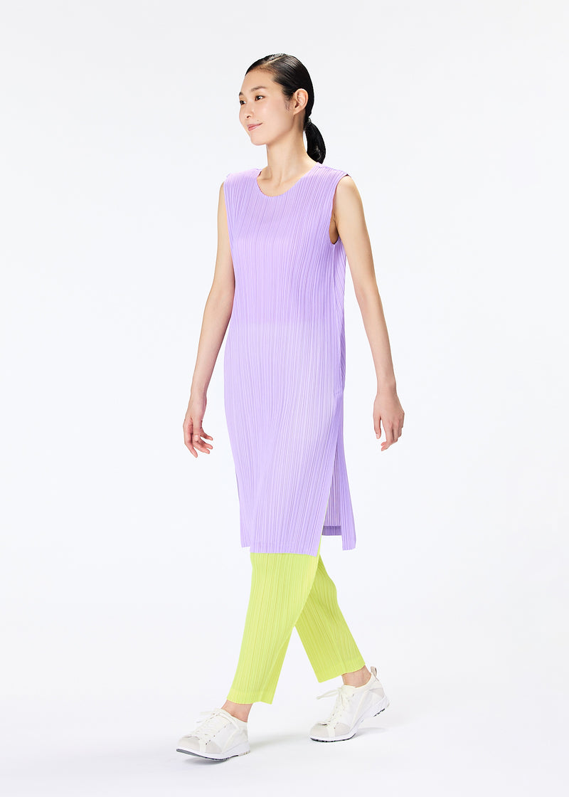 MONTHLY COLORS : MARCH Tunic Ice White